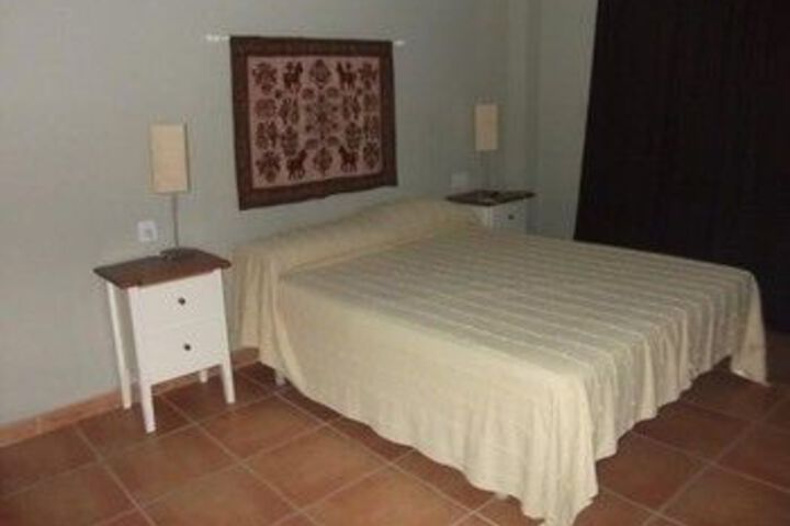 Room 10 of 20