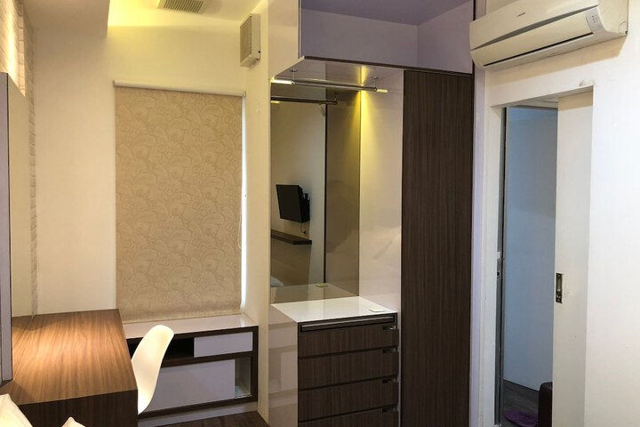 Room 15 of 42
