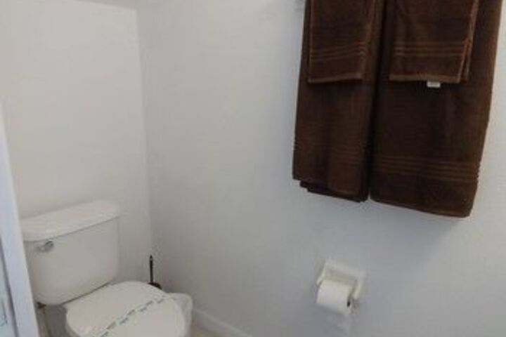 Room 4 of 59