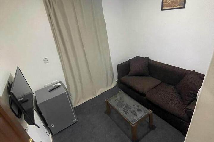 Room 9 of 9