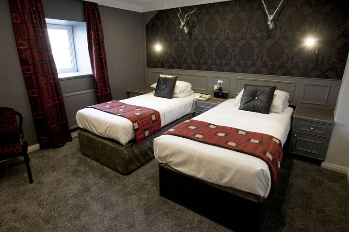 Room 17 of 66