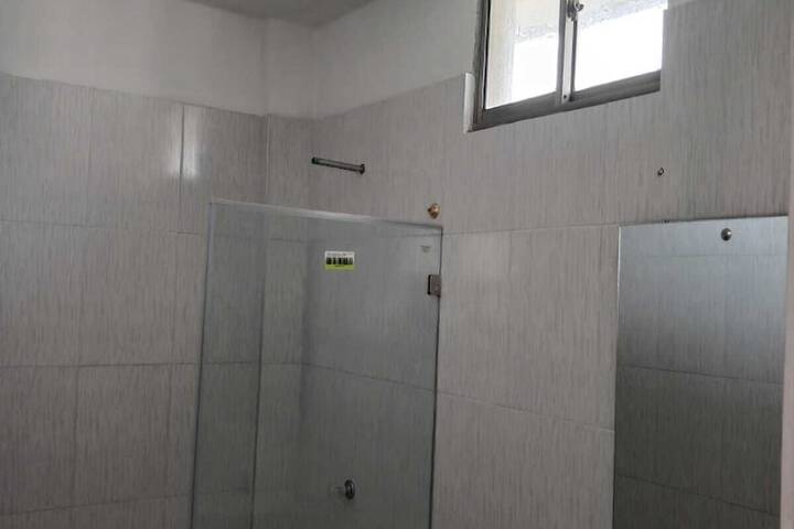 Room 16 of 16