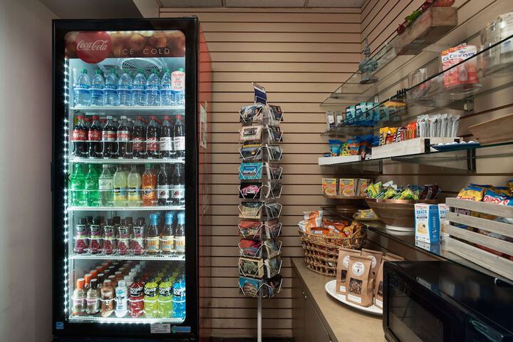 Snack bar