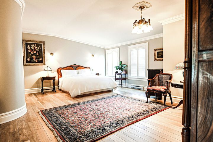 Room 22 of 60