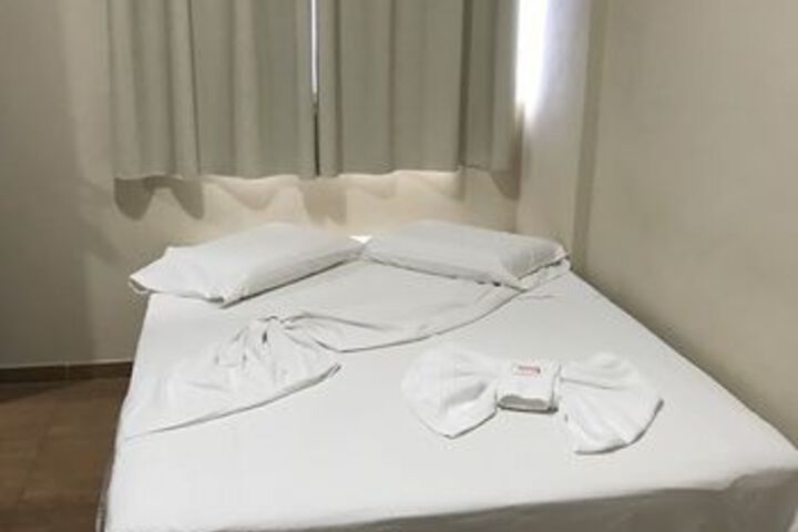 Room 17 of 30