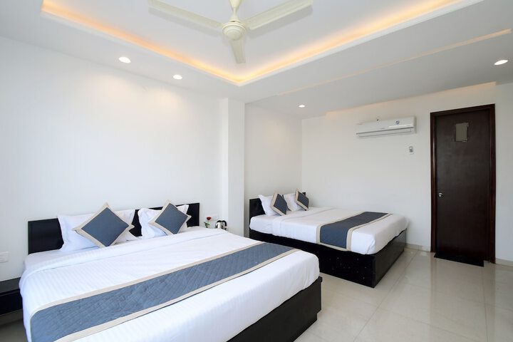 Room 12 of 35