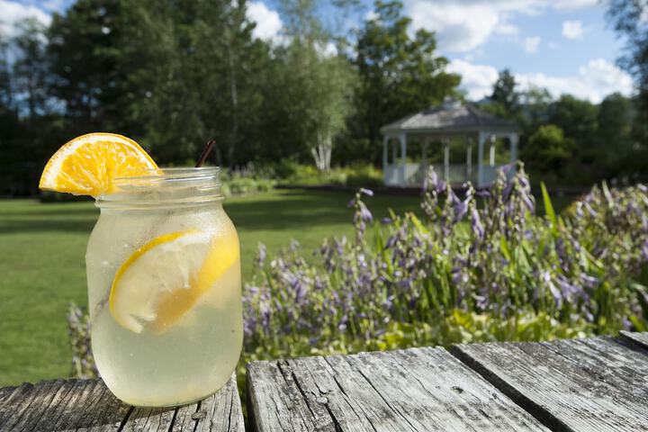 Hotel Exterior 133 of 163