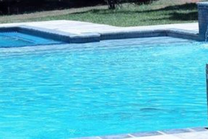 Pool 14 of 14