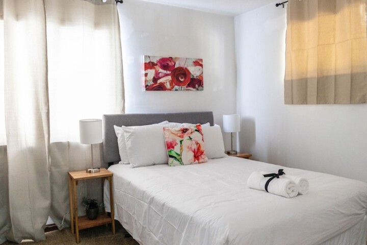Room 2 of 48
