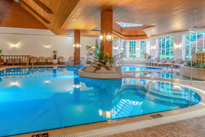 Pool 61 of 121