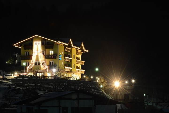 Hotel 35 of 36