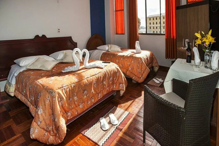 Room 3 of 11