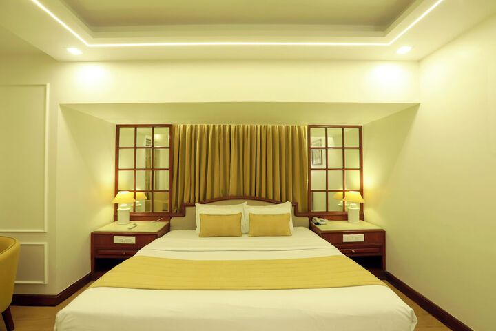 Room 27 of 66