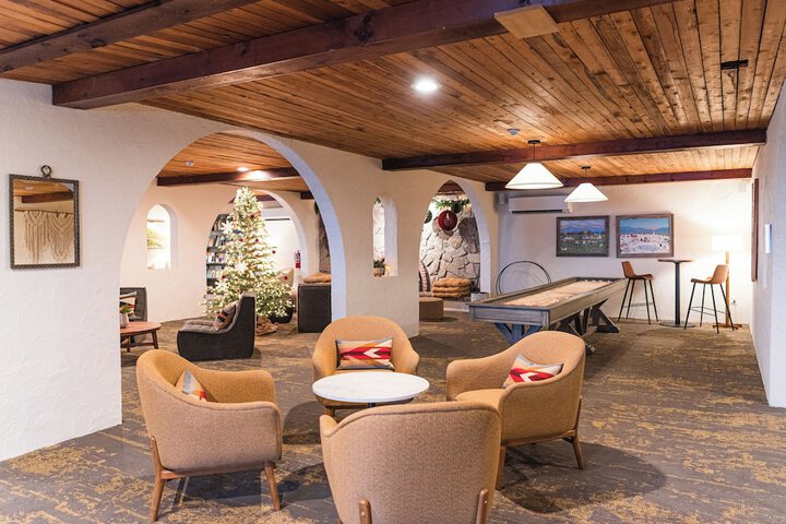 Hotel Interior 6 of 76