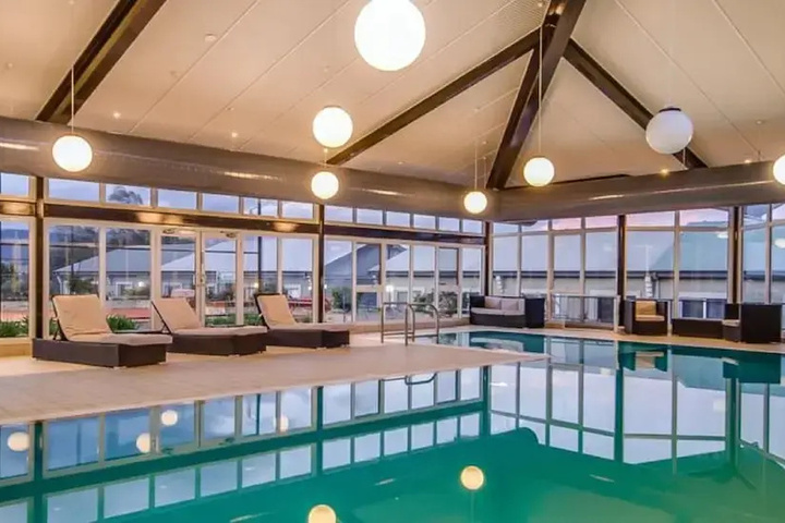 Pool 9 of 13