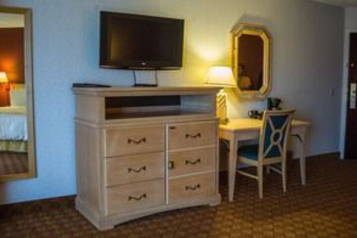 Room 36 of 61
