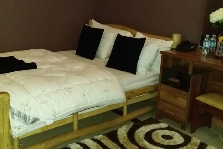 Room 12 of 86
