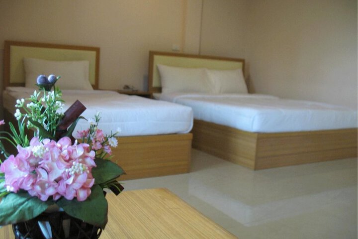 Room 8 of 29