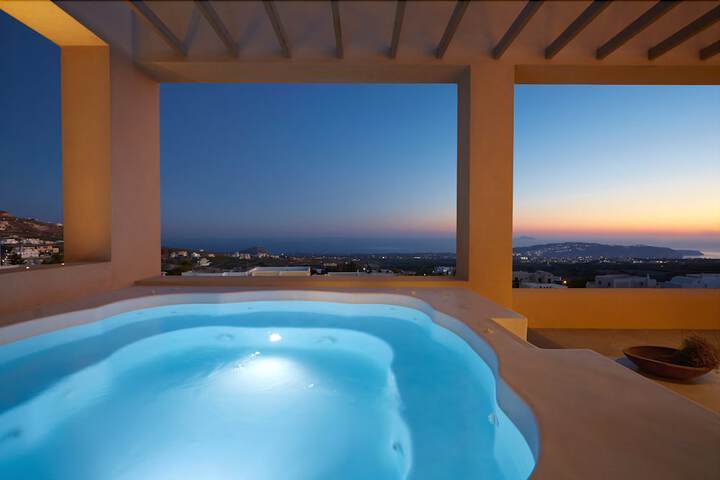 PYRGOS HOUSES BY VOREINA