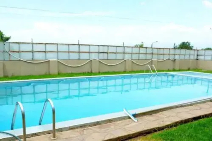 Pool 6 of 15