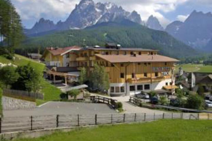 Berghotel - Sexten