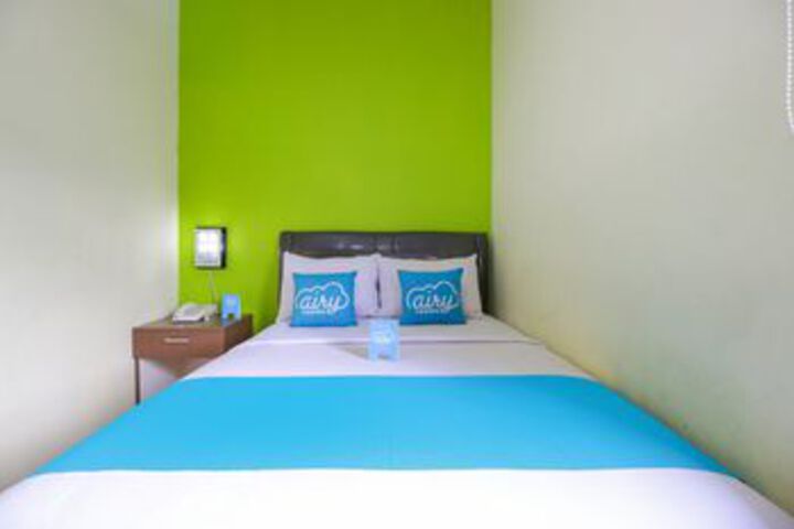 Room 5 of 13