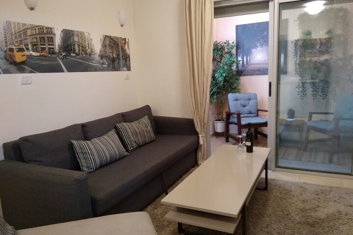 Room 12 of 21