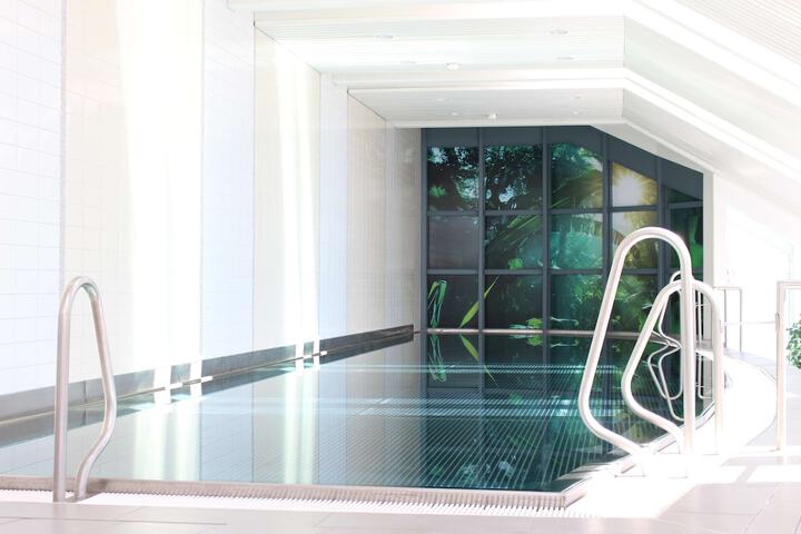 Pool 32 of 57