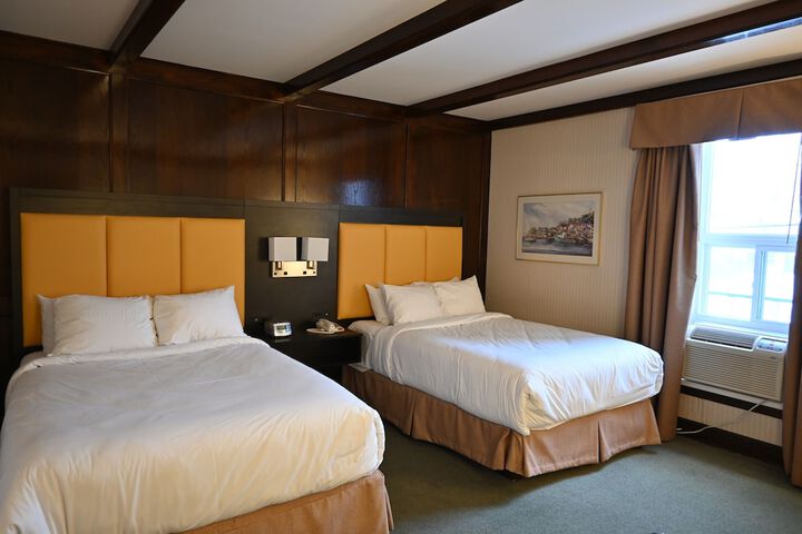 Room 41 of 124