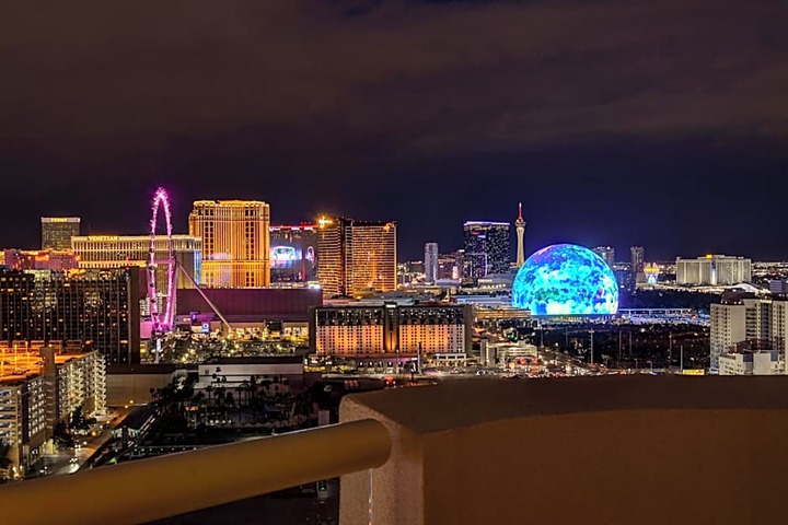 Exterior of SPHERE VIEW - Signature MGM Resort Lucky Gem Penthouse & Luxury Suites 27817