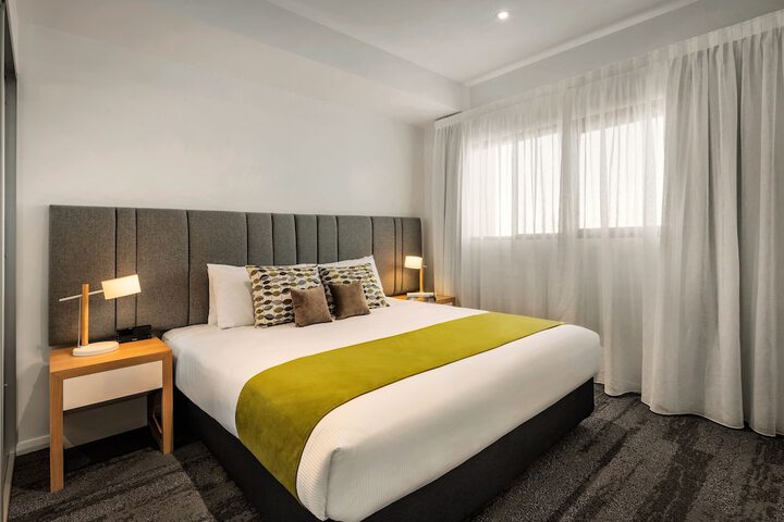 Room 3 of 34