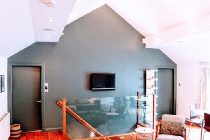 Room 5 of 15