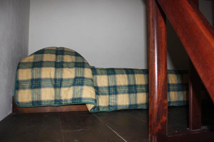 Room 19 of 61