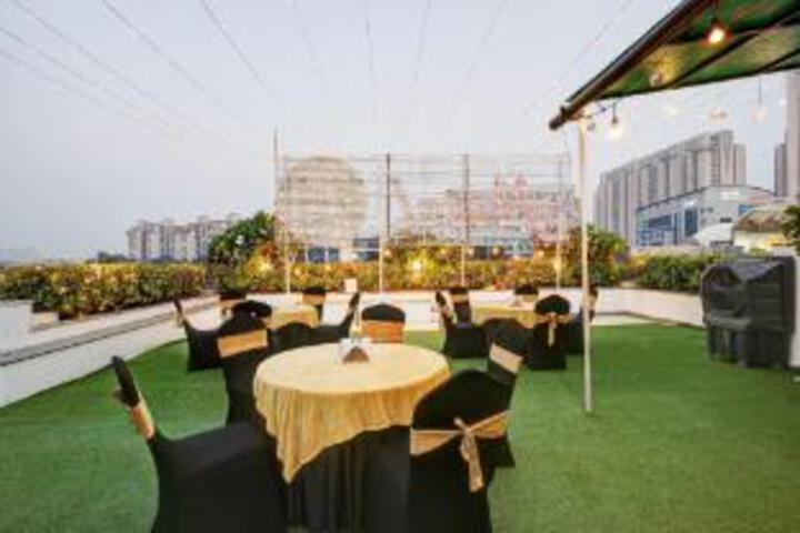 Terrace/Patio 4 of 23