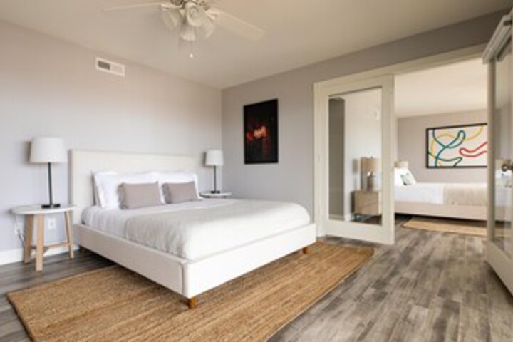 Room 51 of 53