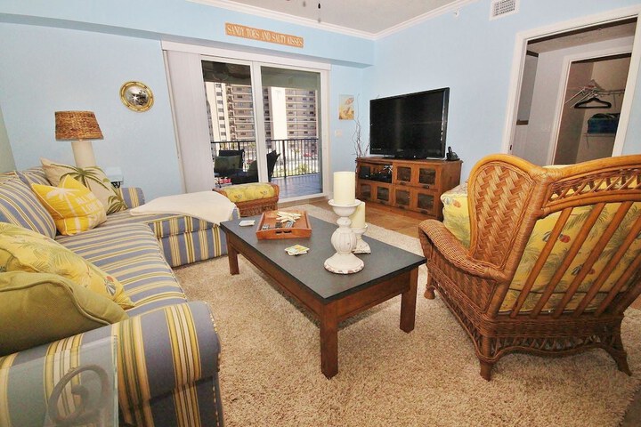 Room 14 of 25