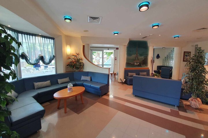 Hotel Interior 3 of 118