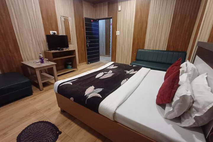 Room 54 of 92