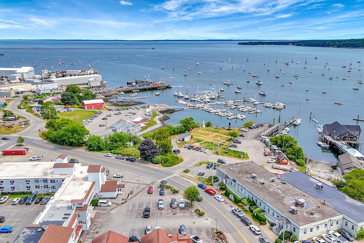 Harborline Hotel in Rockland, ME