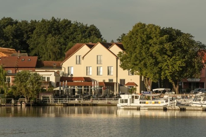 Hotel & Restaurant Müritzterrasse