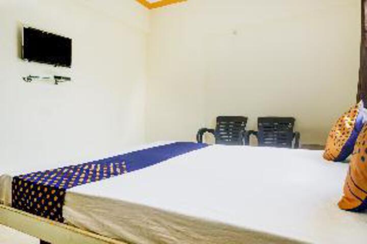 Spot on 78701 Hotel Gaurav Lodge
