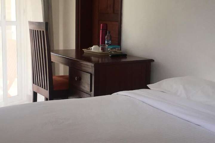 Room 8 of 21