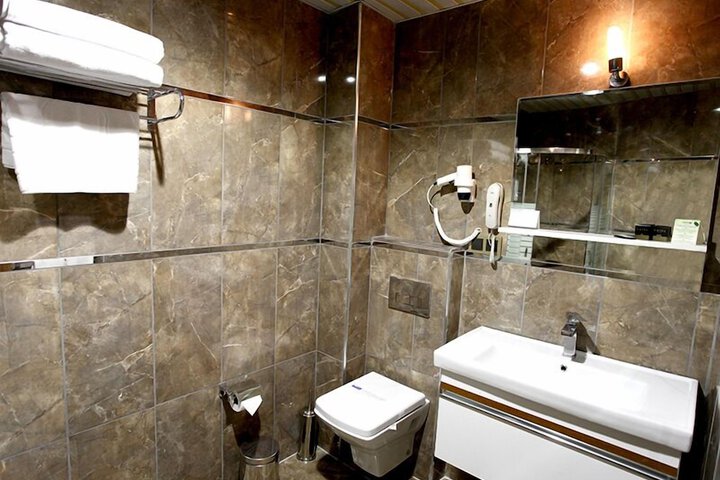 Clean Restrooms