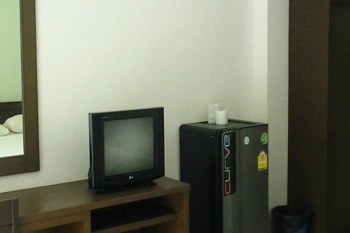 Room 7 of 11