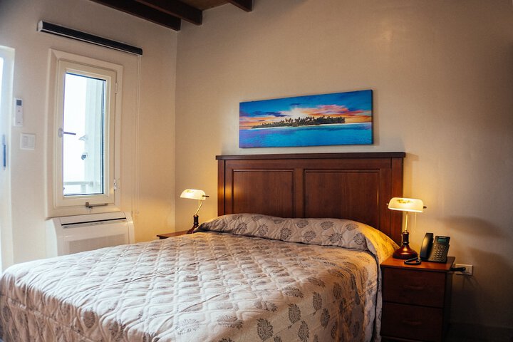 Room 6 of 43
