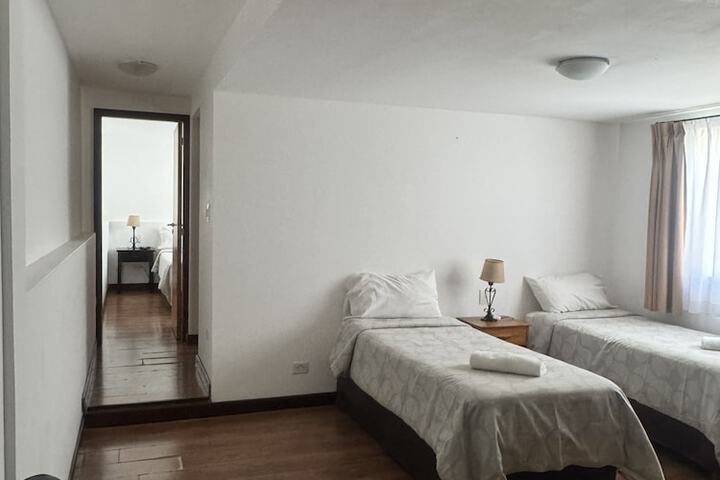 Room 32 of 44