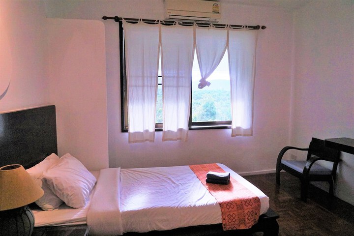 Room 47 of 115