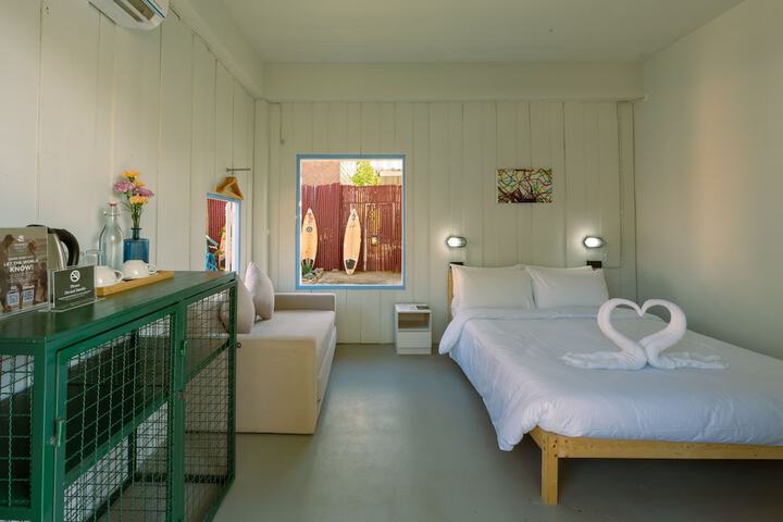Room 13 of 70
