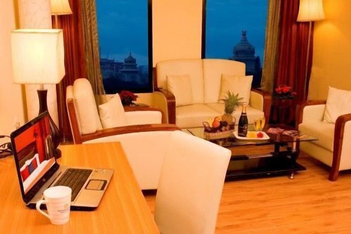 Room 20 of 40