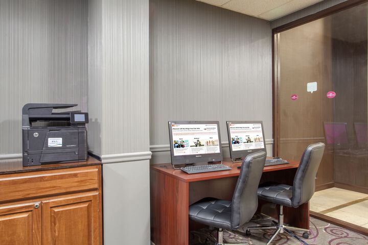 Business Center 39 of 83